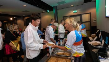 Yvon Jaspers helpt als vrijwilliger tijdens HomeSport Events in Utrecht